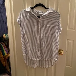 American Eagle button up top